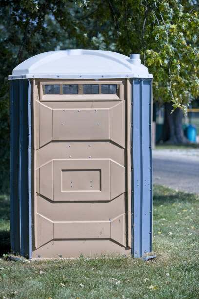 Best Portable restroom trailer rental  in Medford, MN
